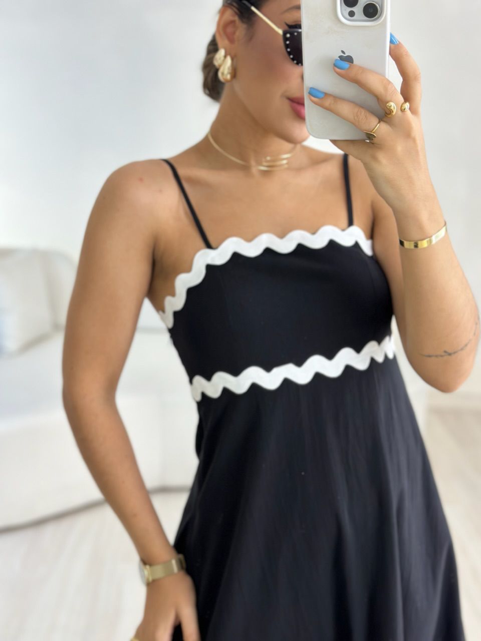 VESTIDO GABRIELA MIDI PRETO