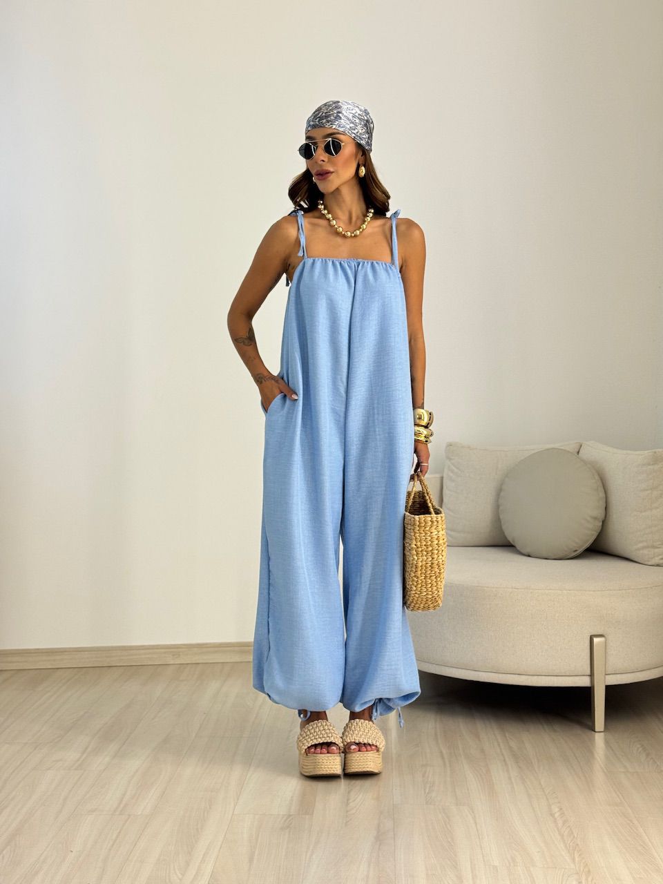 MACACÃO SARA ALCINHA AZUL - 0069540109 - CAROLLA FERRARO
