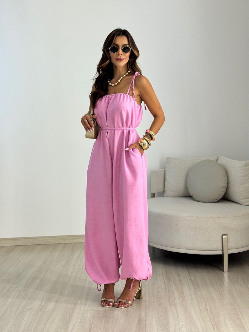 MACACÃO SARA ALCINHA ROSA - 0069540031 - CAROLLA FERRARO