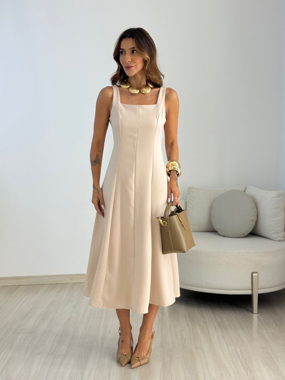 VESTIDO MAFER DECOTE QUADRADO Areia