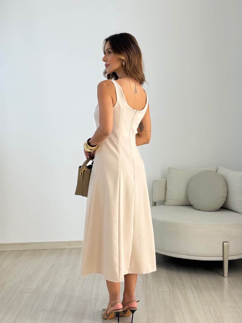 VESTIDO MAFER DECOTE QUADRADO Areia