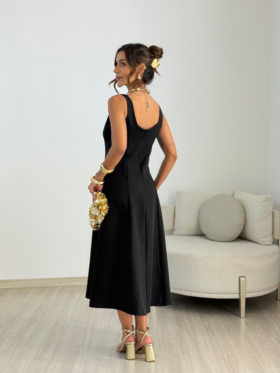 VESTIDO MAFER DECOTE QUADRADO PRETO