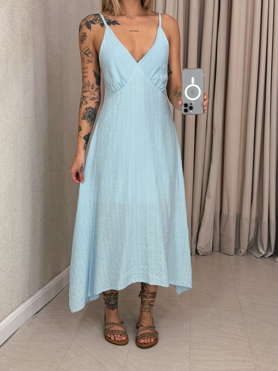 VESTIDO ANTONIETA ALÇA BABY BLUE