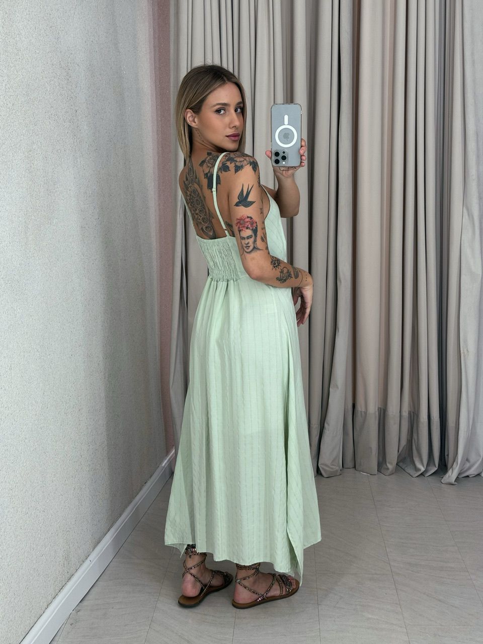 VESTIDO ANTONIETA ALÇA BABY GREEN