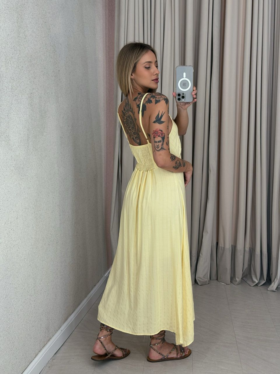 VESTIDO ANTONIETA ALÇA YELLOW BUTTER