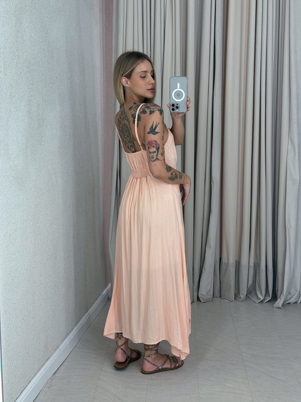VESTIDO ANTONIETA ALÇA PÊSSEGO