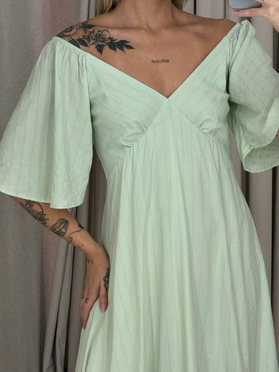 VESTIDO CINDY MANGA MIDI BABY GREEN