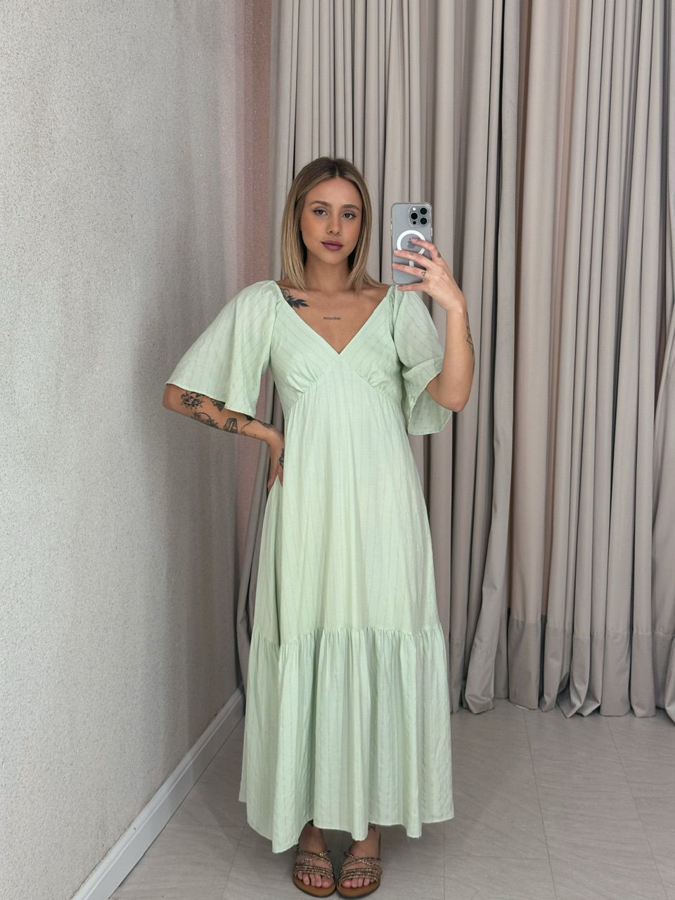 VESTIDO CINDY MANGA MIDI BABY GREEN - 0057690400 - CAROLLA FERRARO