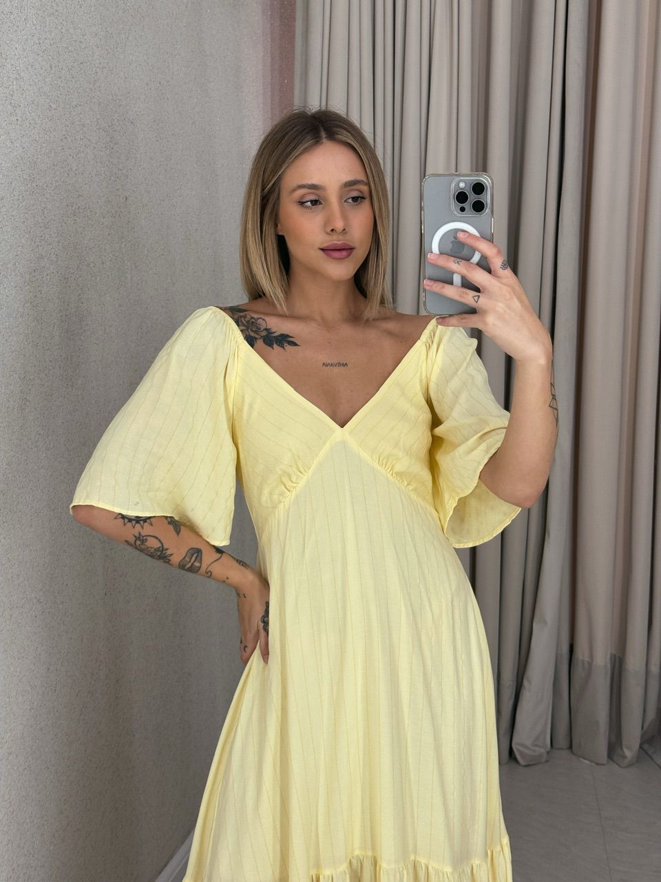 VESTIDO CINDY MANGA MIDI YELLOW BUTTER