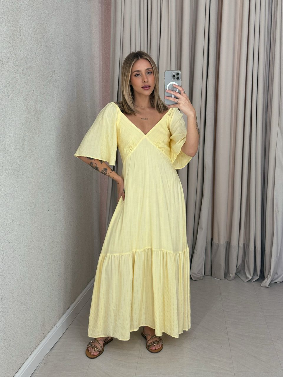 VESTIDO CINDY MANGA MIDI YELLOW BUTTER