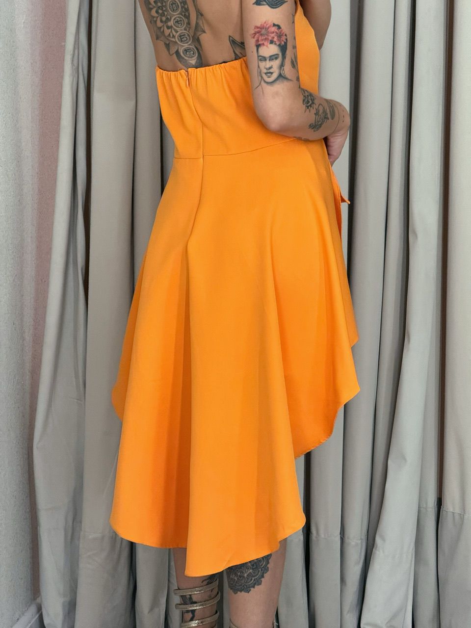VESTIDO ELENY TOMARA QUE CAIA LARANJA