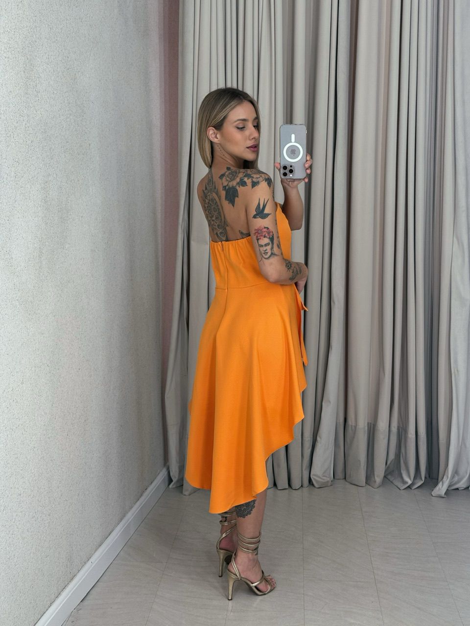 VESTIDO ELENY TOMARA QUE CAIA LARANJA