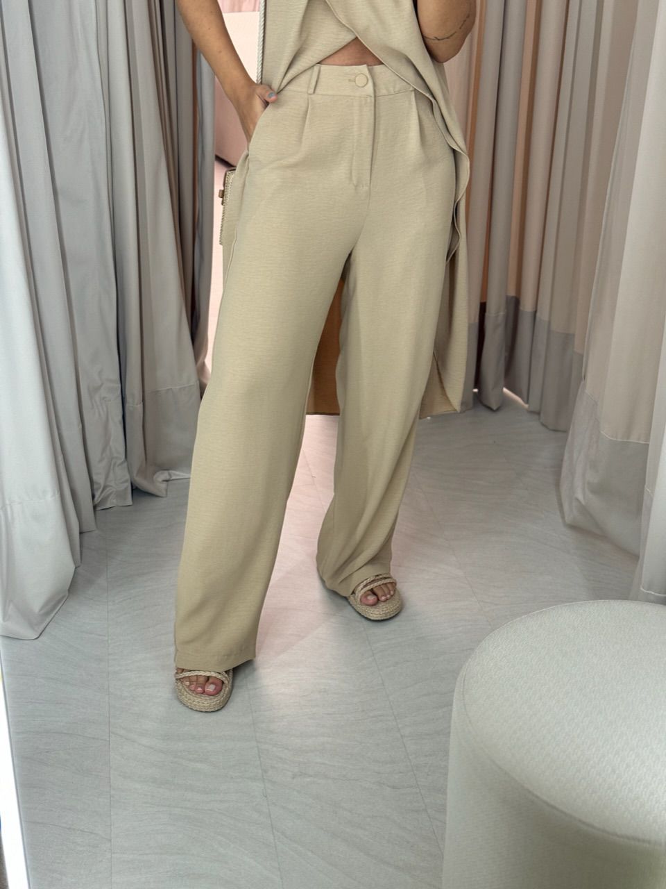 CONJUNTO TÚNICA COM CALÇA NUDE
