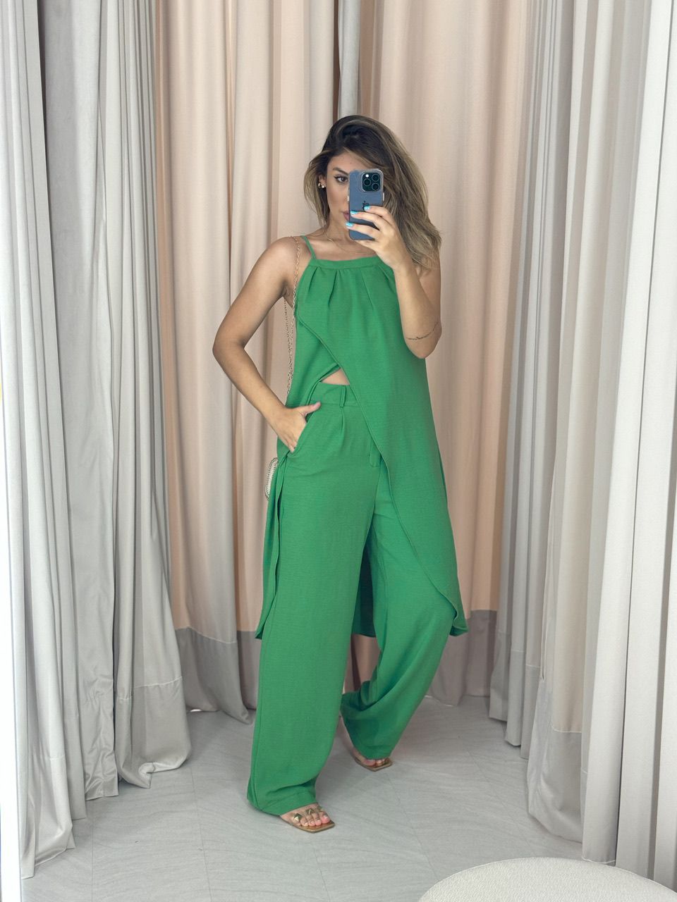CONJUNTO TÚNICA COM CALÇA VERDE