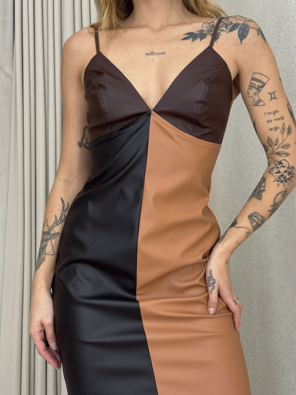 VESTIDO VALÉRIA COURINO CARAMELO