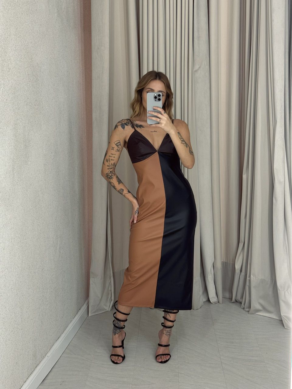 VESTIDO VALÉRIA COURINO CARAMELO