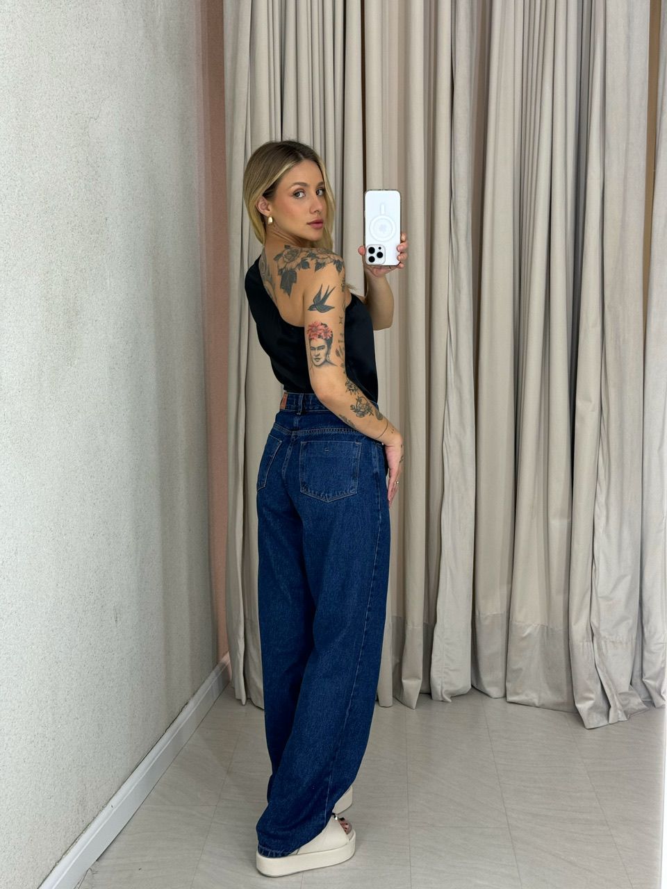 BLUSA HELEN NULA MANGA PRETA
