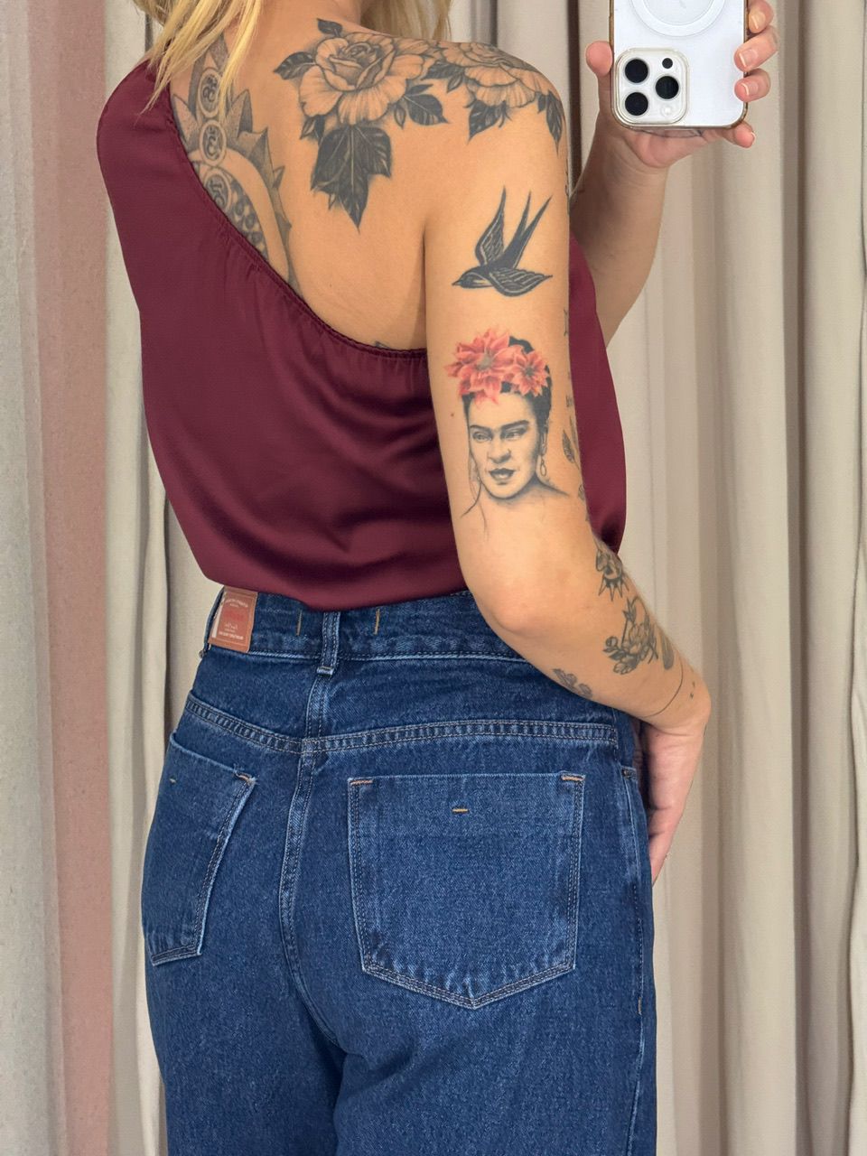 BLUSA HELEN NULA MANGA VINHO