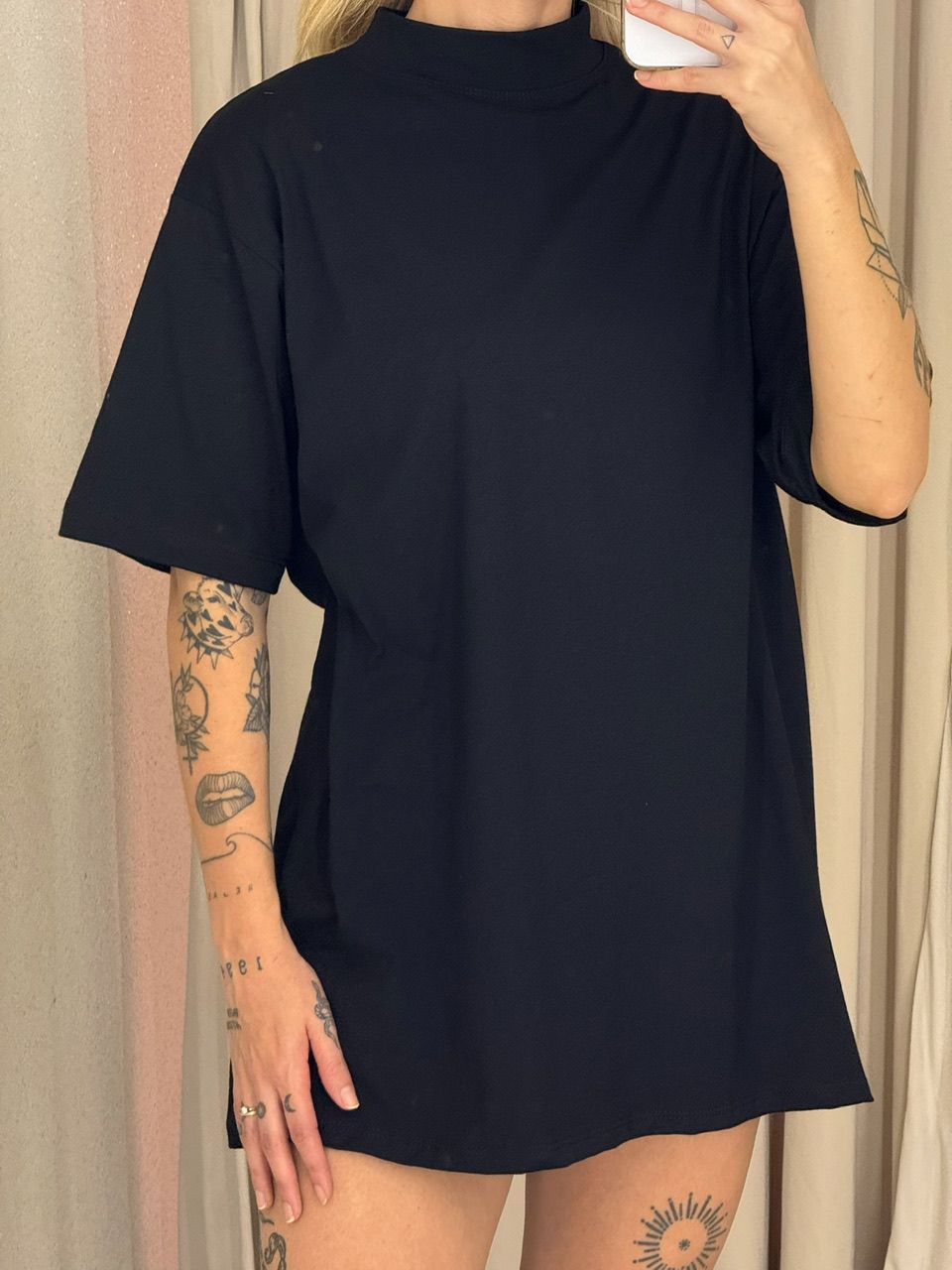 BLUSÃO VICTORIA LISO preto