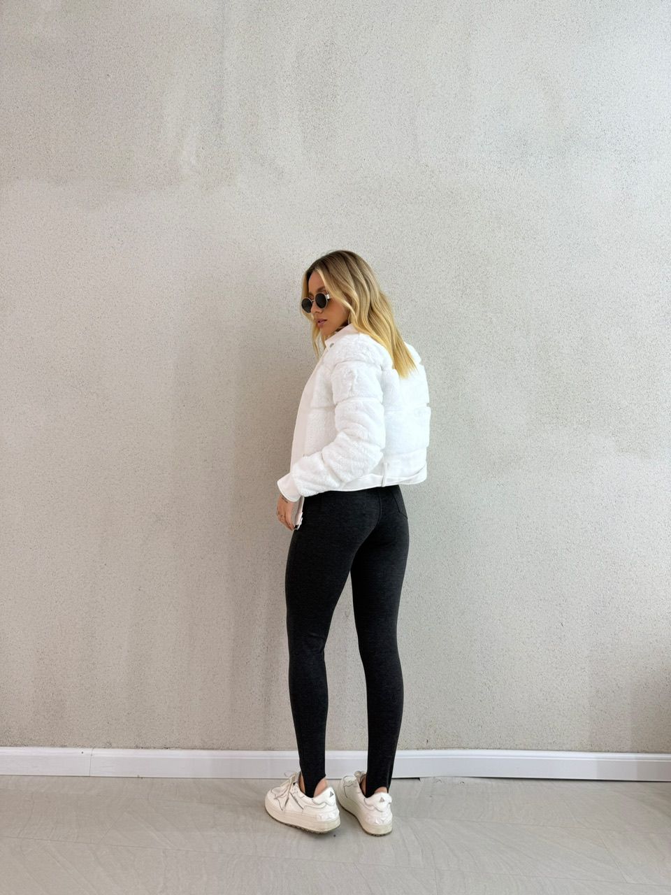 JAQUETA DIANA PELINHOS OFF