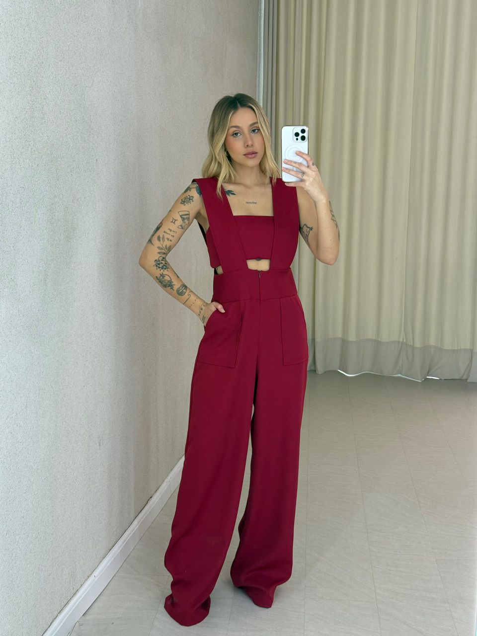JARDINEIRA COM TOP CF CHERRY RED