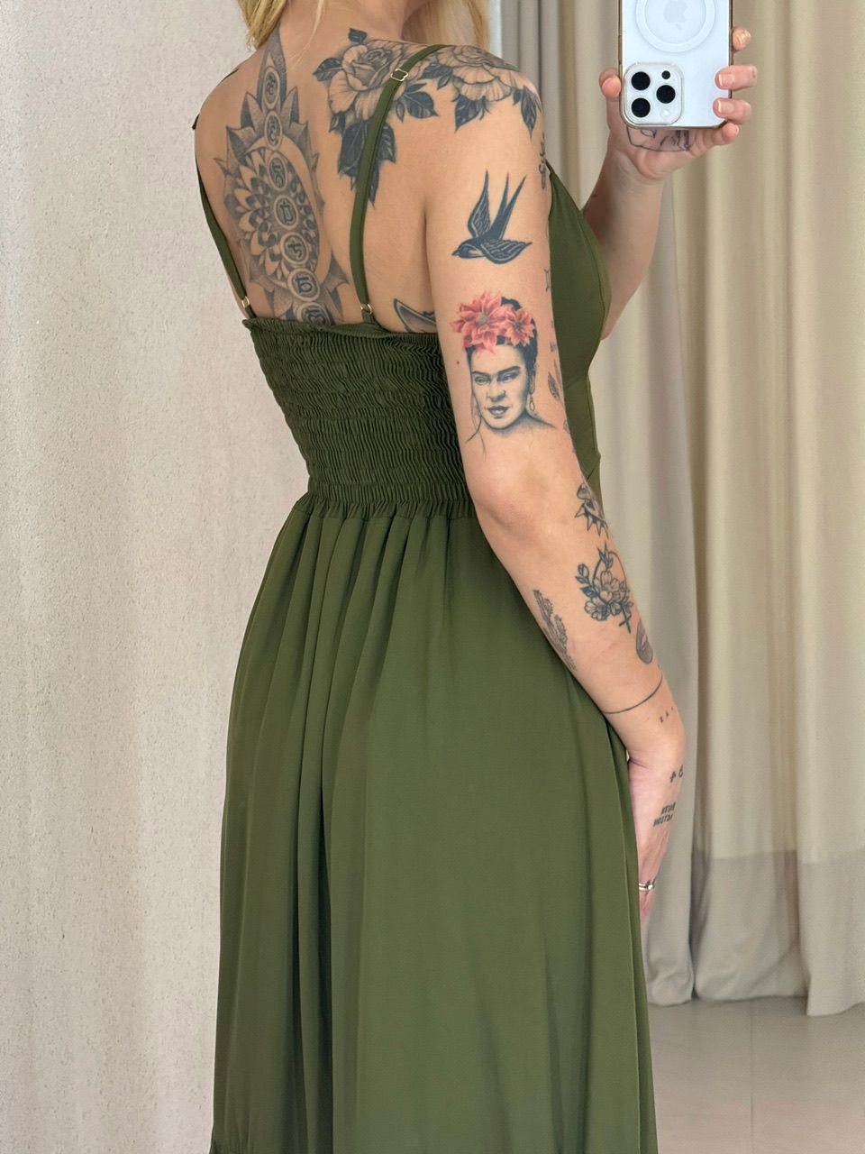 VESTIDO AMANDA ALÇA BOTÕES VERDE