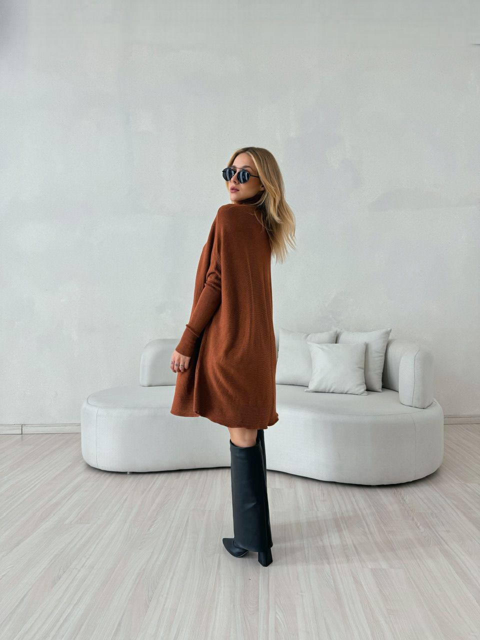 BLUSÃO TRICOT GOLA TERRA COTA 