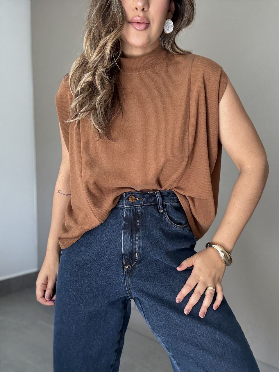 BLUSA ELAIDE TRICOT CARAMELO