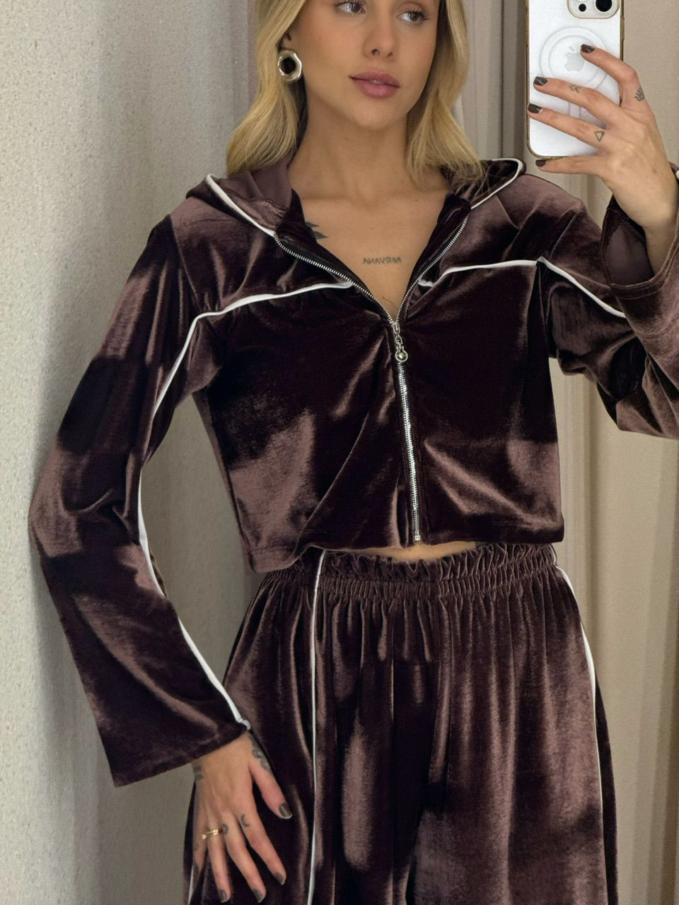 CONJUNTO CARINE VELUDO MARROM