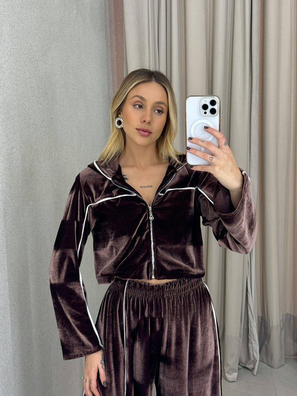 CONJUNTO CARINE VELUDO MARROM