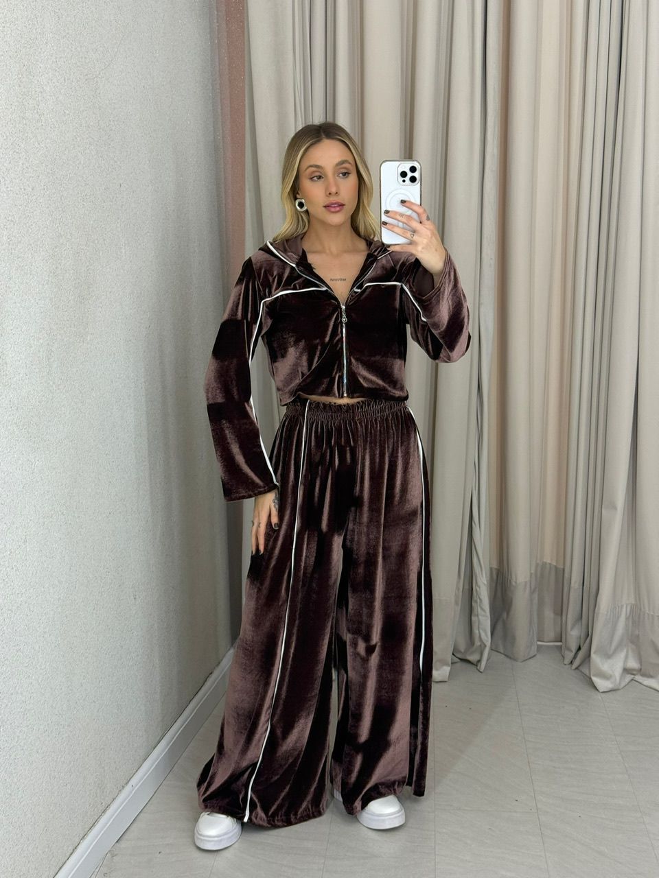 CONJUNTO CARINE VELUDO MARROM