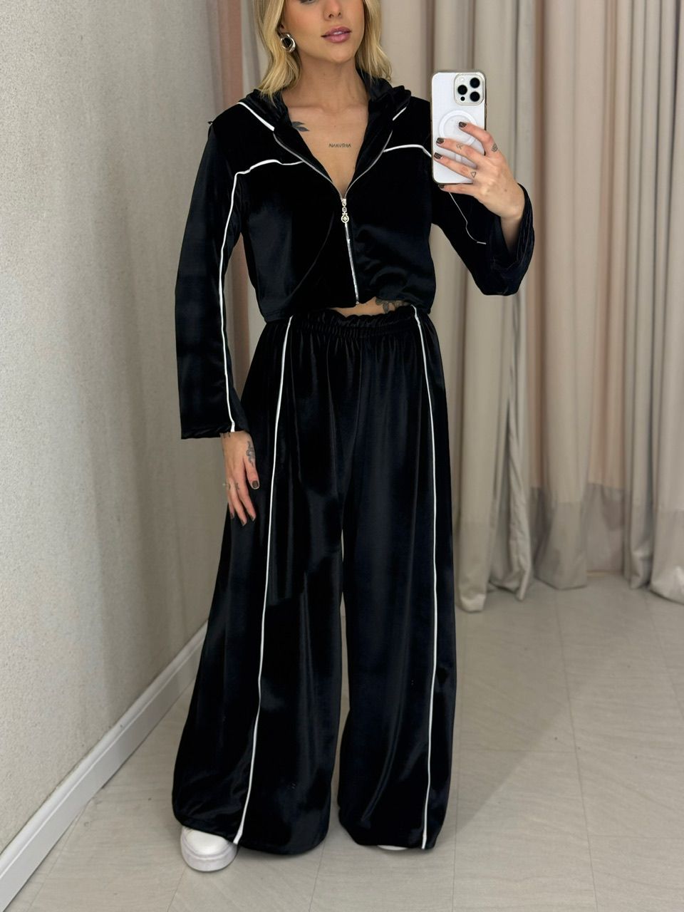 CONJUNTO CARINE VELUDO PRETO