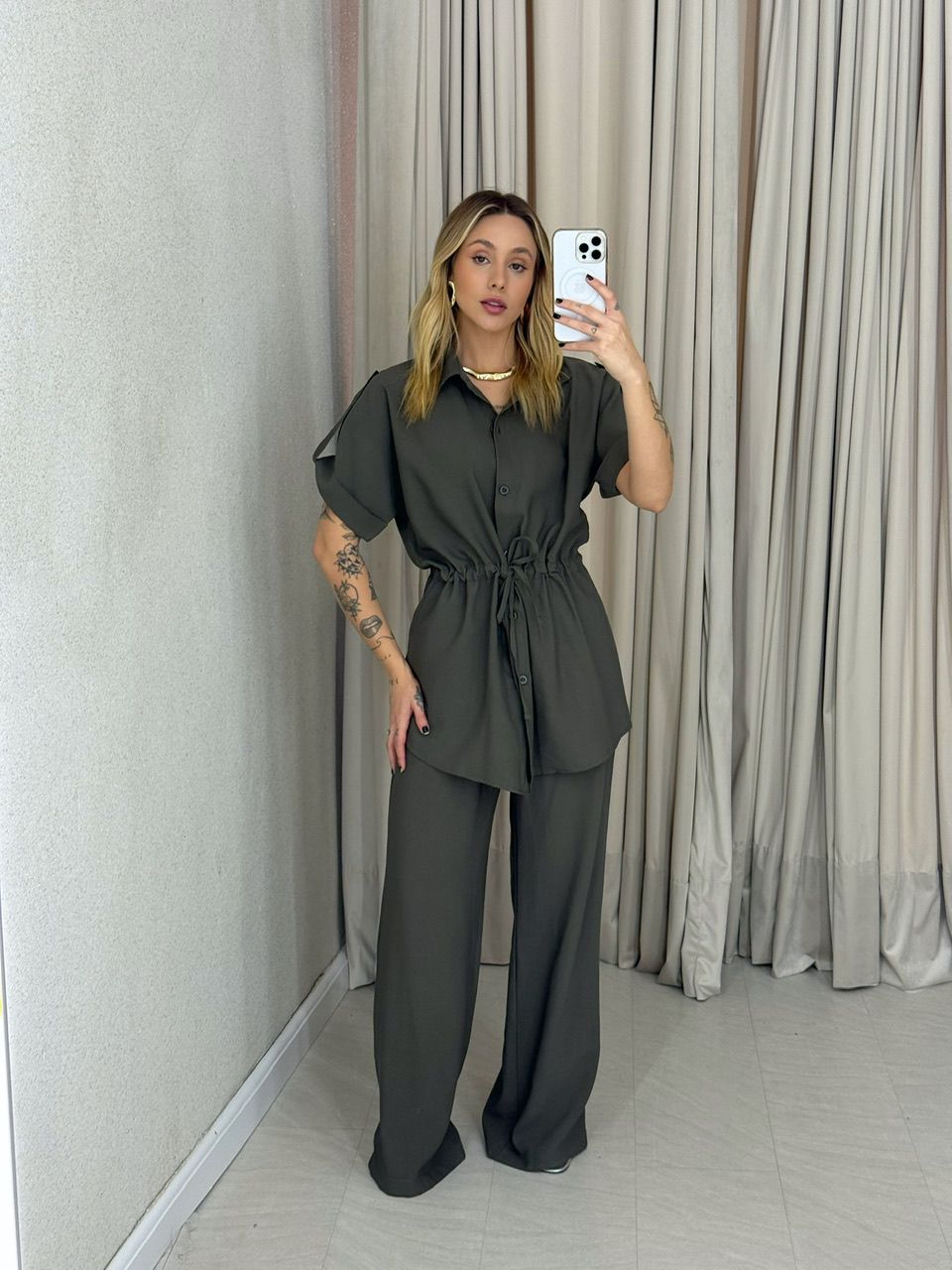 CONJUNTO CHARLETE CALÇA VERDE