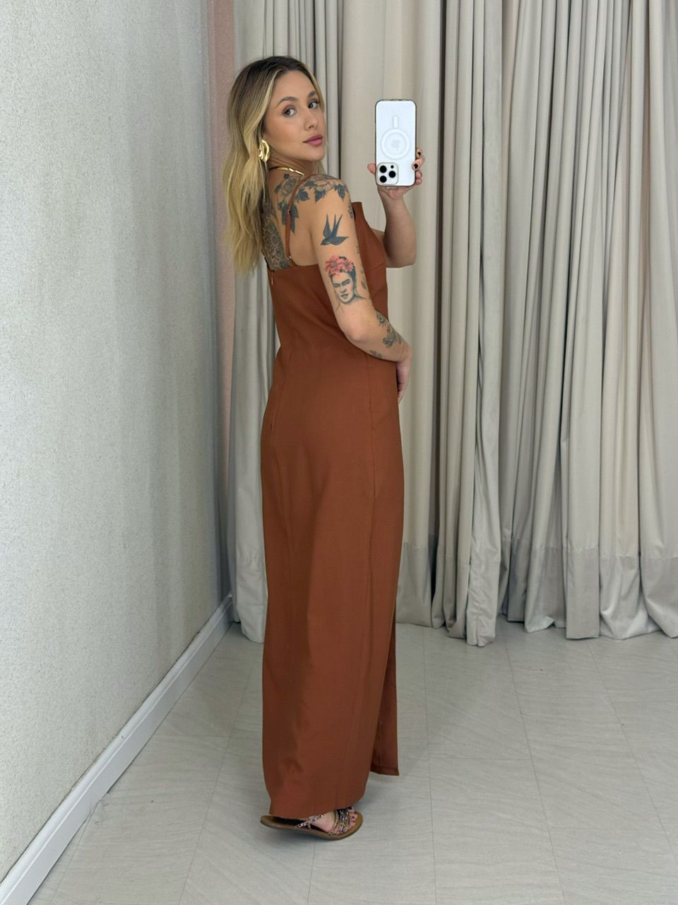VESTIDO MARIA LUIZA ALÇA CARAMELO
