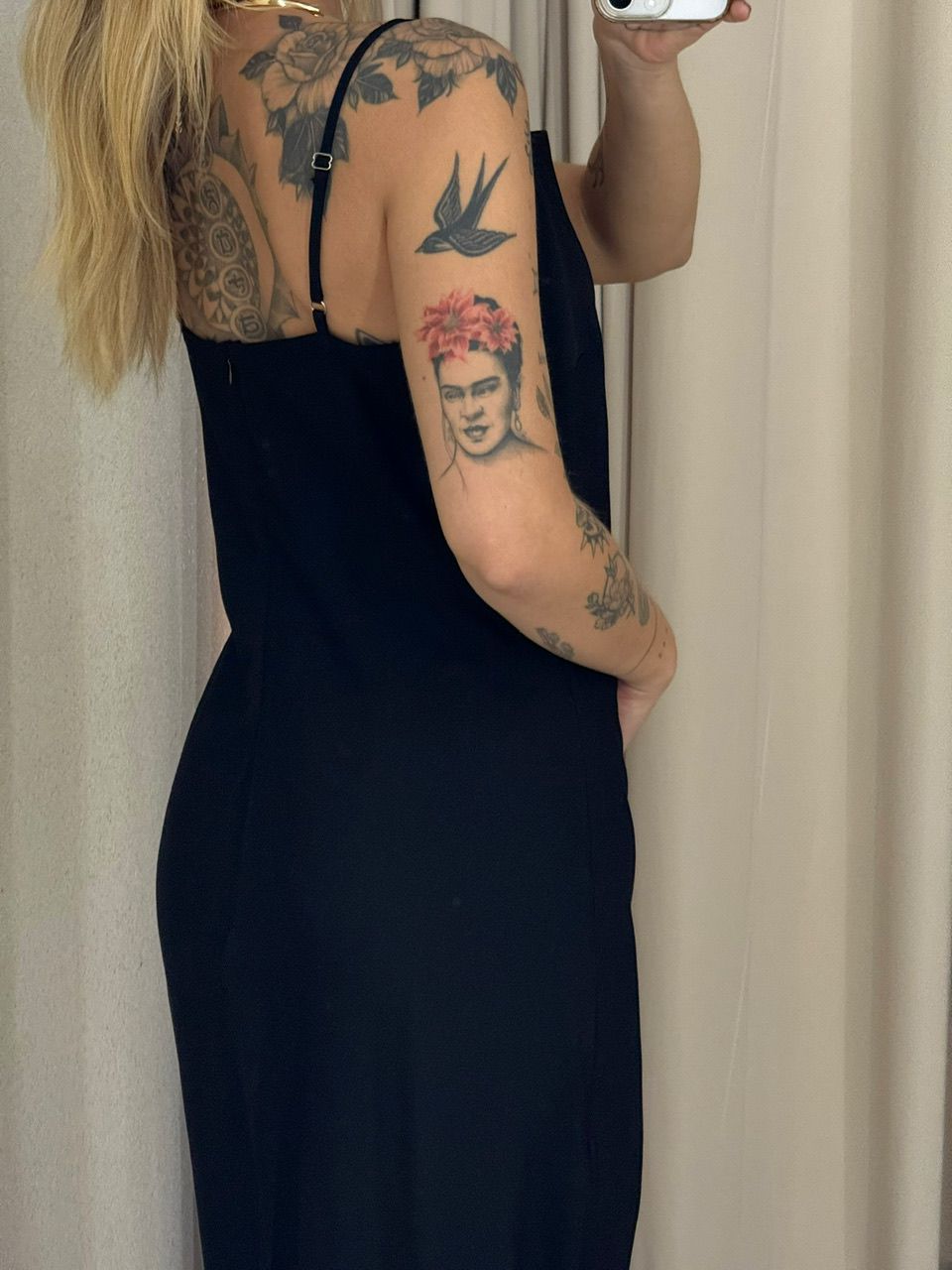 VESTIDO MARIA LUIZA ALÇA PRETO