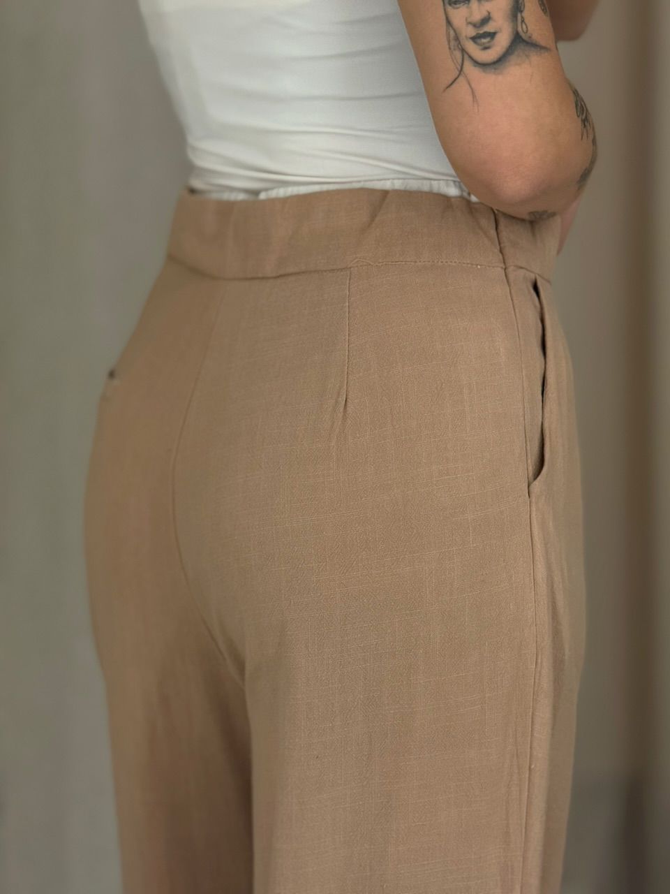 CALÇA MARIA FERNANDA PANTALONA NUDE