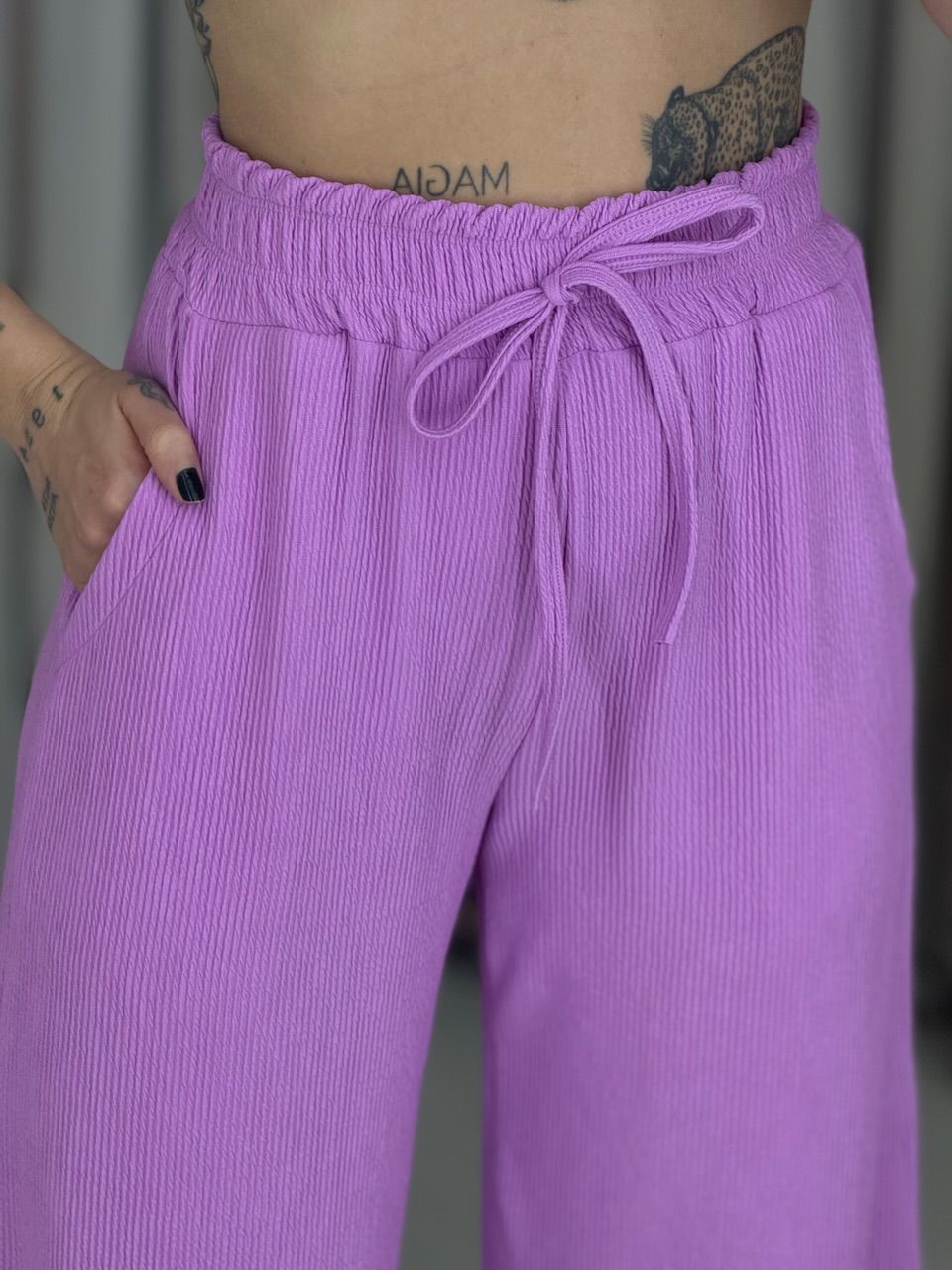 CONJUNTO IRENE BLUSA CALÇA ROSA CHICLETE