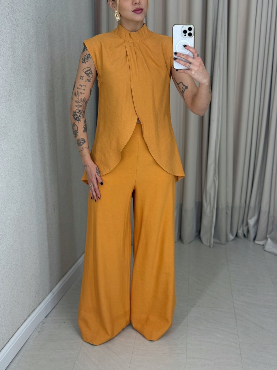 CONJUNTO KENIA CALÇA PANTALONA CARAMELO
