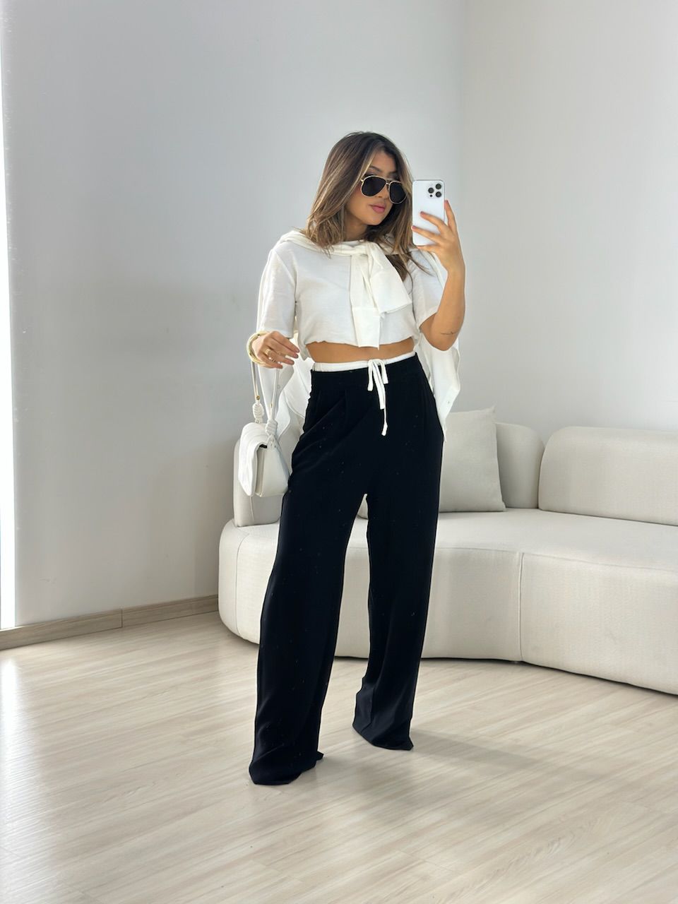 CALÇA MARIA FERNANDA PANTALONA MARINHO - 006673005... - CAROLLA FERRARO