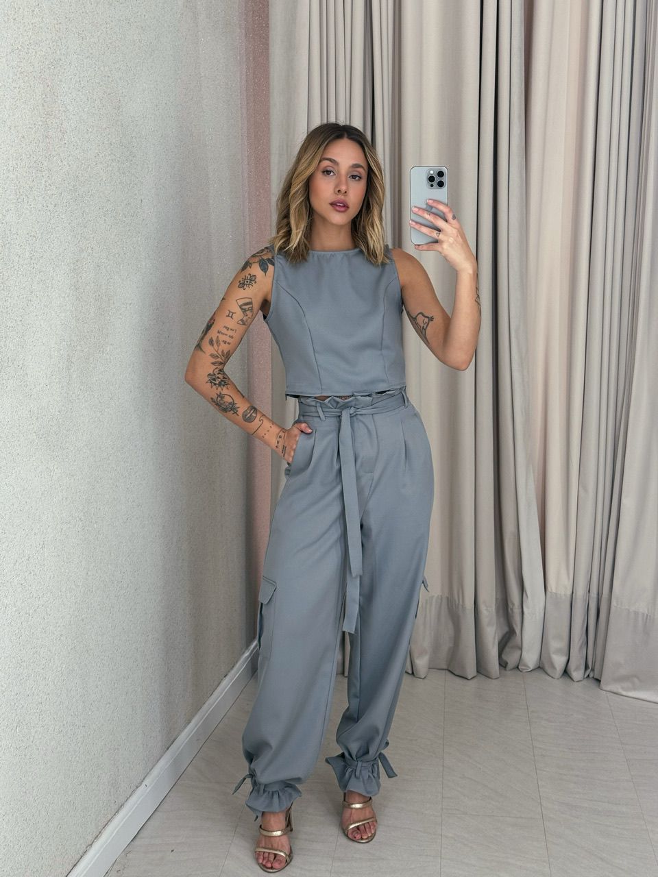 CONJUNTO ANTONIETA CALÇA CINZA - 0056570091 - CAROLLA FERRARO