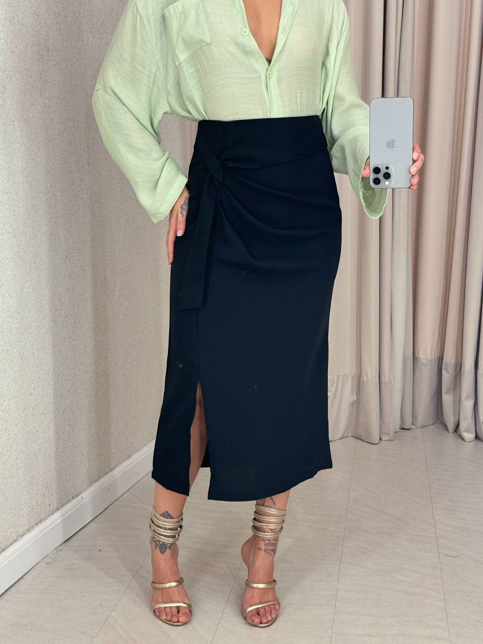 SAIA HELENA MIDI PRETA - 0056590033 - CAROLLA FERRARO