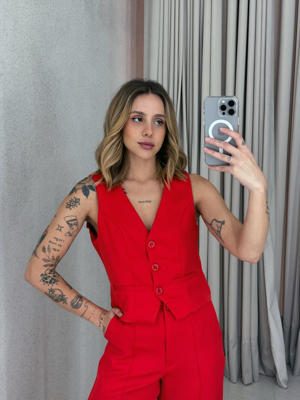 CONJUNTO ANA LUIZA COLETE VERMELHO