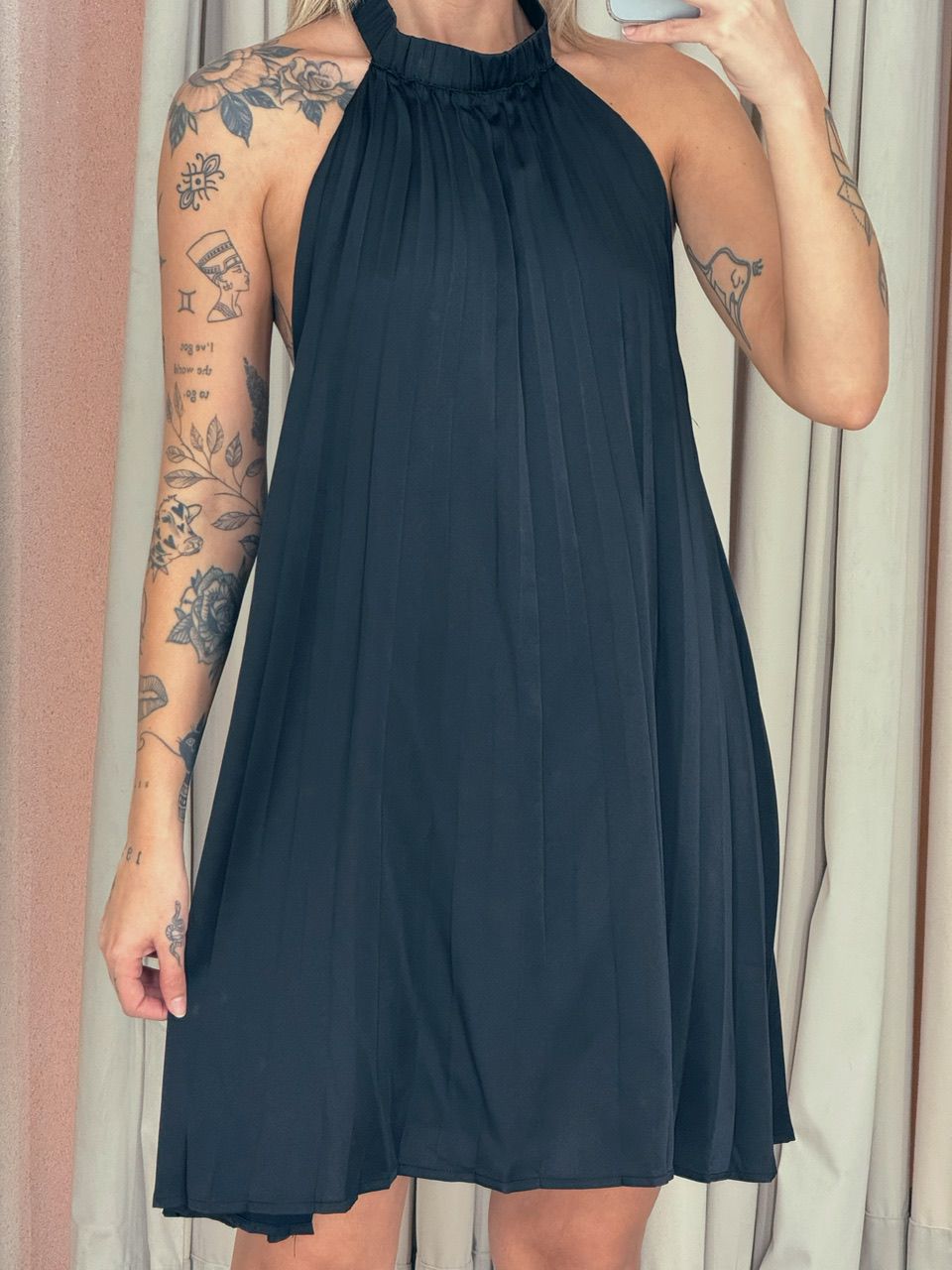 VESTIDO NÁTALI PLISSADO PRETO