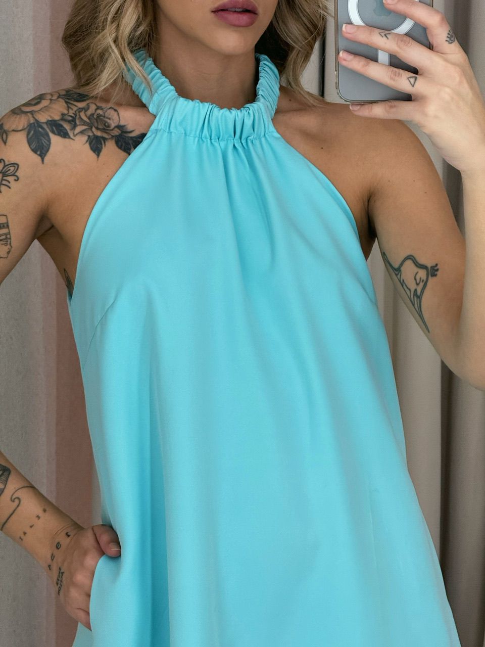 VESTIDO REGINA LISO CAVADO TIFANY 