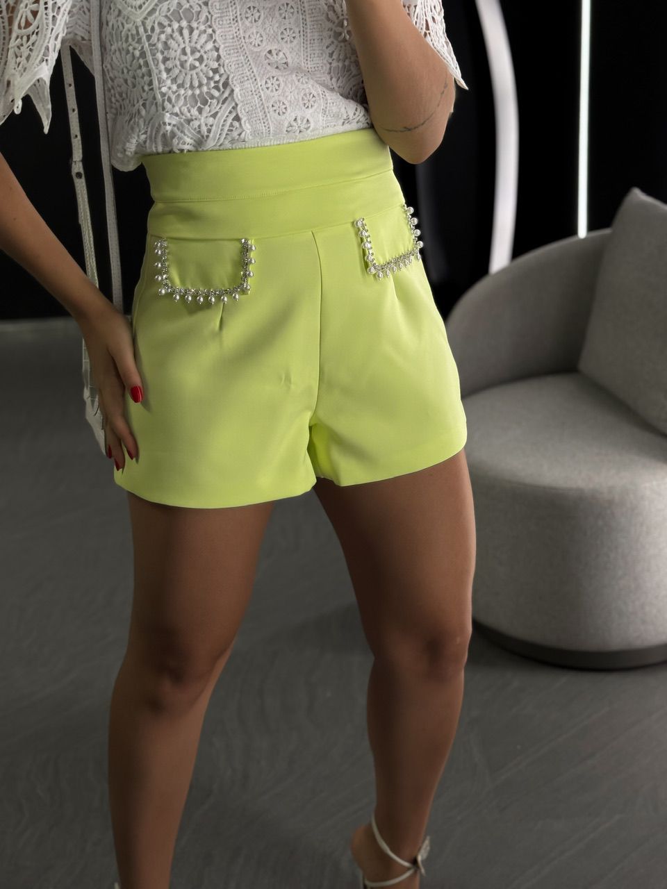SHORT BOLSO STRASS LIMA