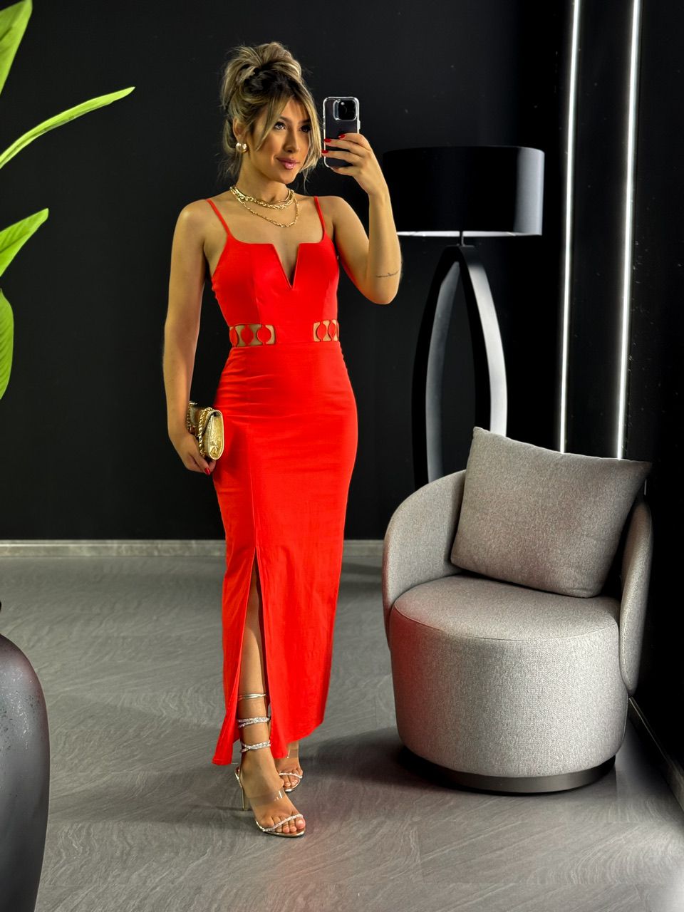 VESTIDO DECOTE V VERMELHO