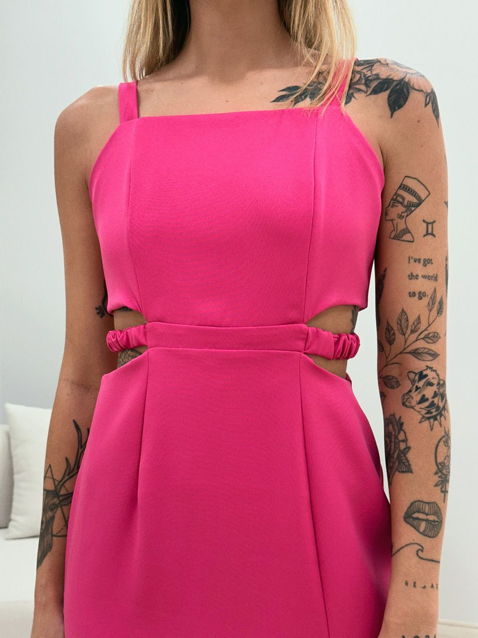 VESTIDO VIVIAN MIDI ROSA