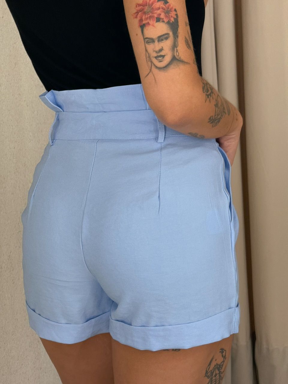 SHORT SANDY CURTO AZUL