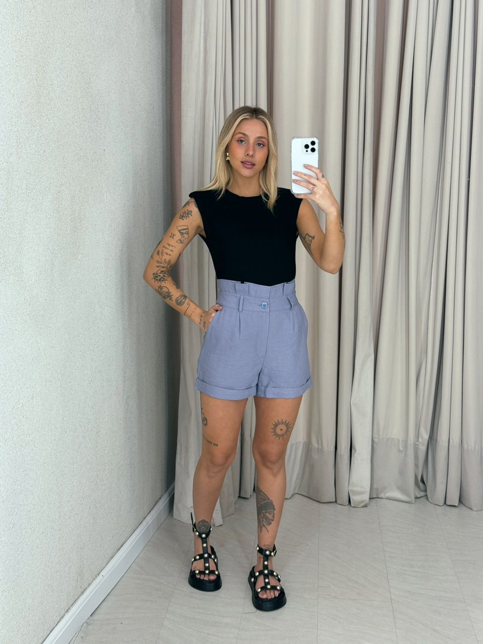 SHORT SANDY CURTO CINZA
