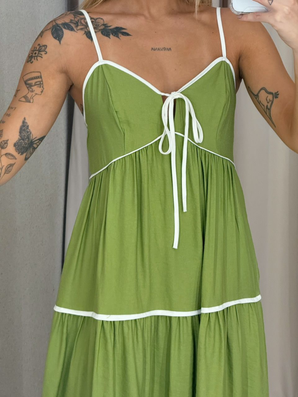 VESTIDO ANA CAROLINA ALÇA verde